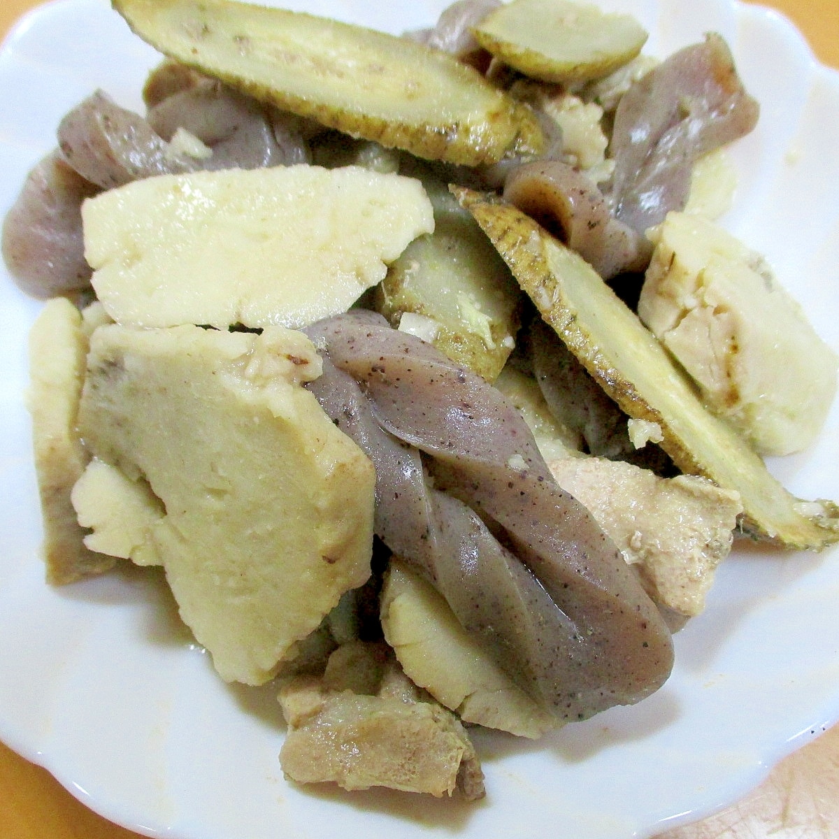 八頭とごぼうの煮物 レシピ 作り方 By マリリン32 楽天レシピ 八頭とごぼうの煮物 レシピ 作り方 By マリリン32 楽天レシピ
